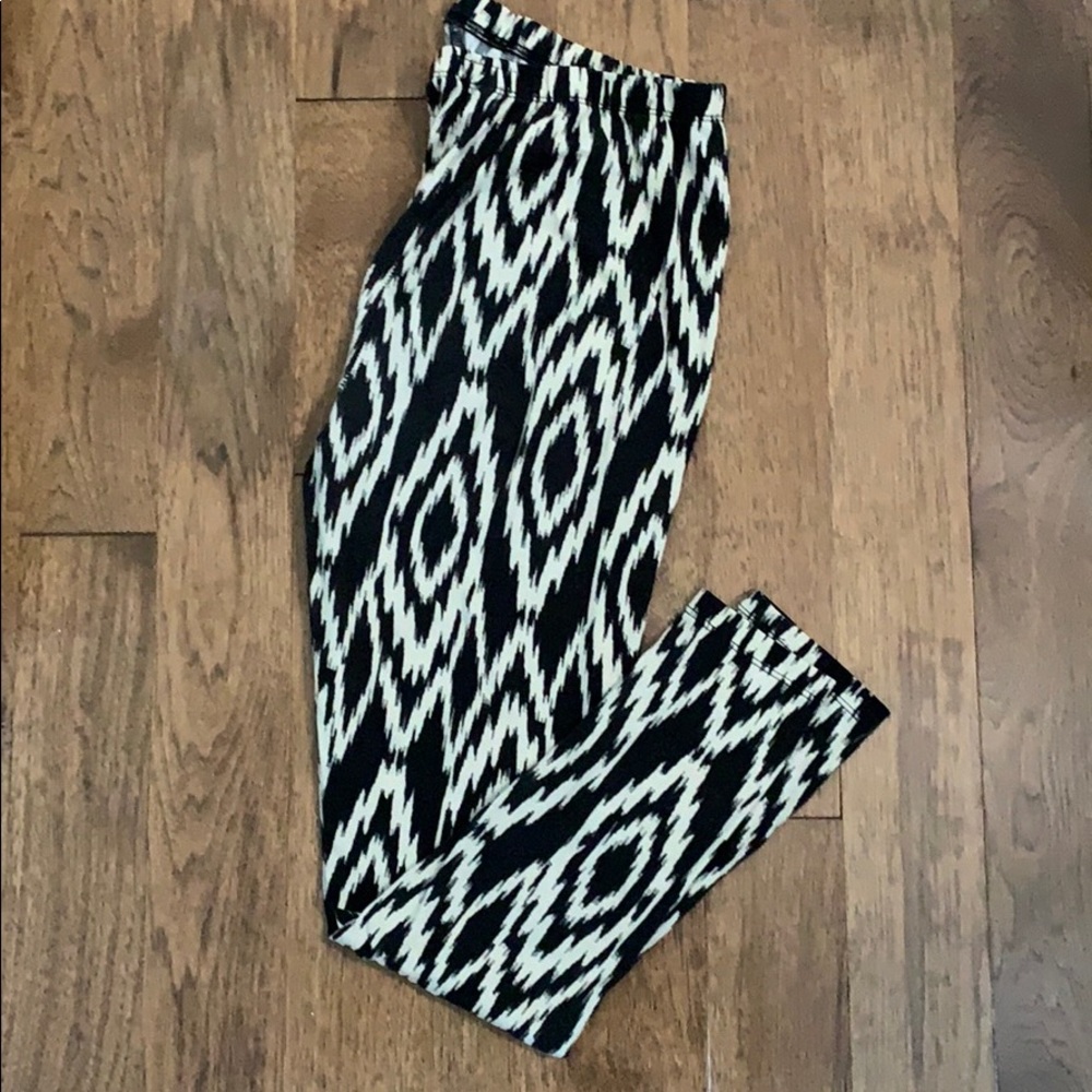 Maternity leggings Black and Tan pattern